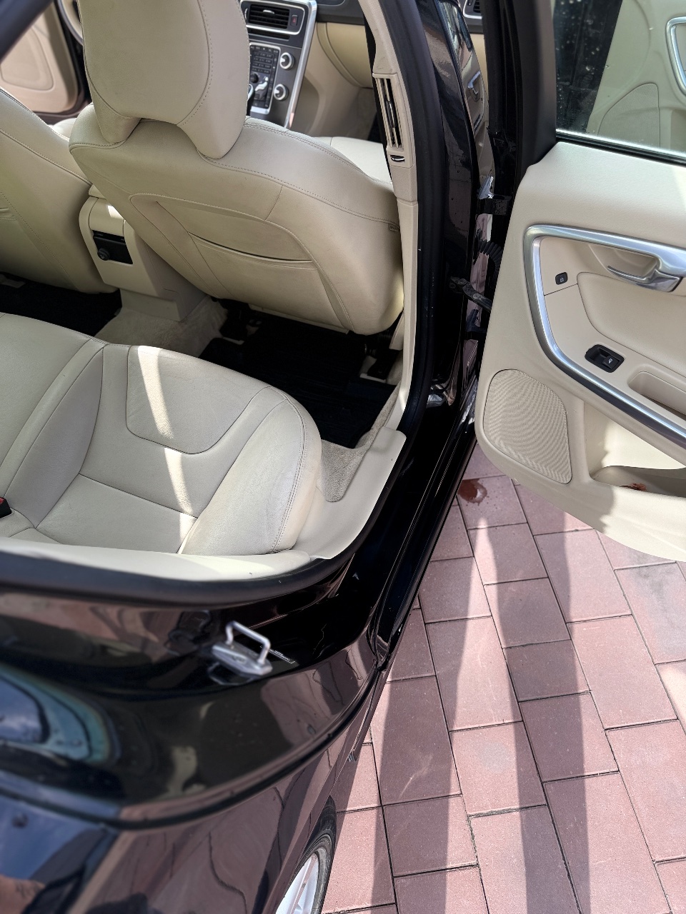 Volvo S60 - фото 11