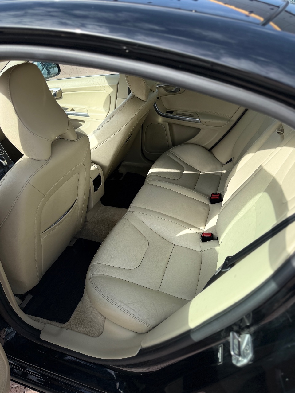 Volvo S60 - фото 10