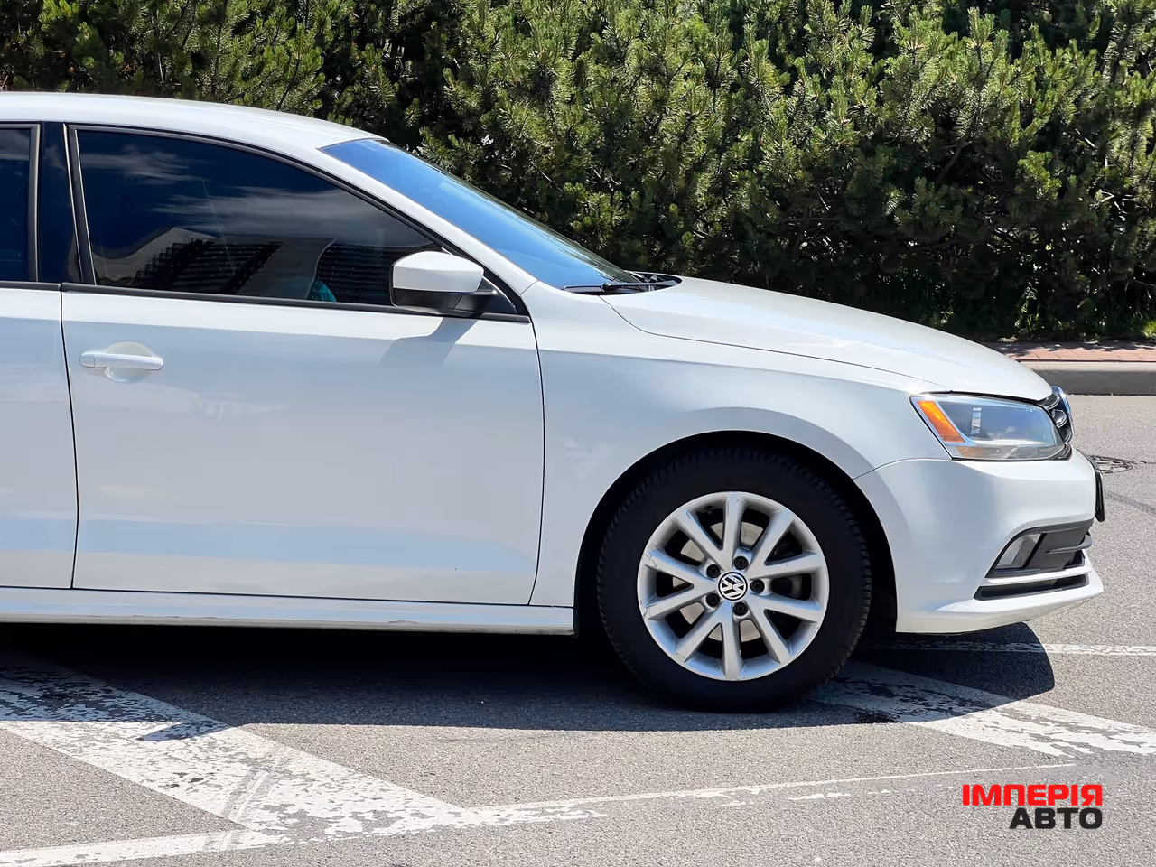 Volkswagen Jetta - фото 6