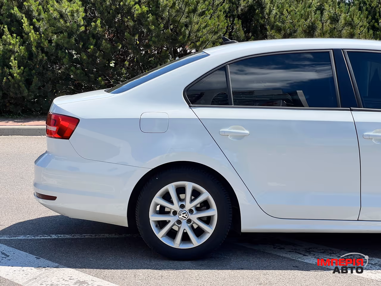 Volkswagen Jetta - фото 7