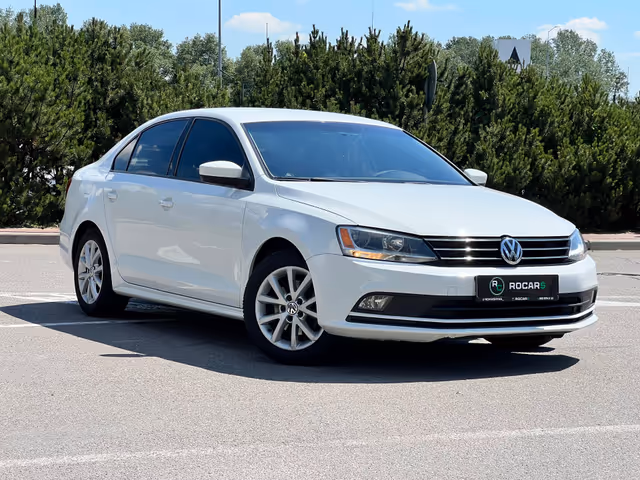 Volkswagen Jetta - фото 1