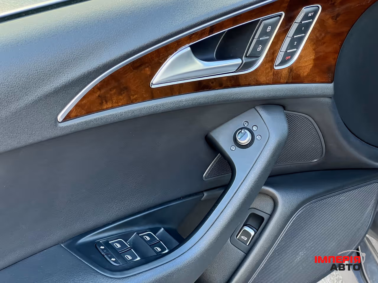 Audi A6 - фото 8