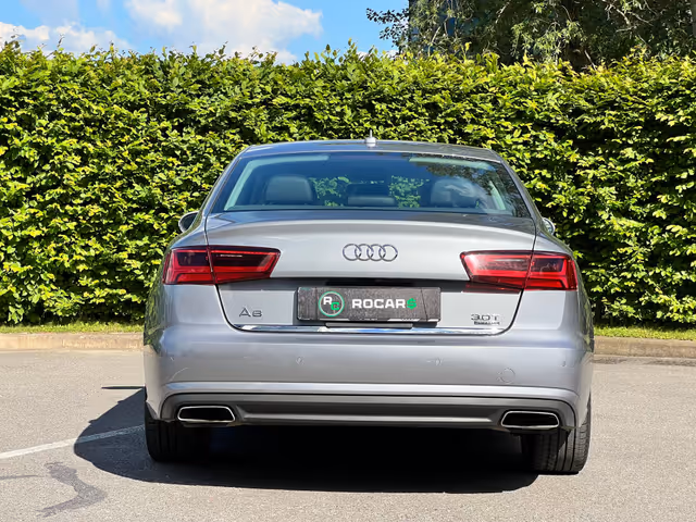 Audi A6 - фото 2