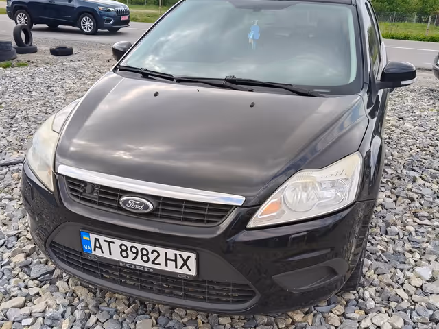 Ford Focus - фото 1