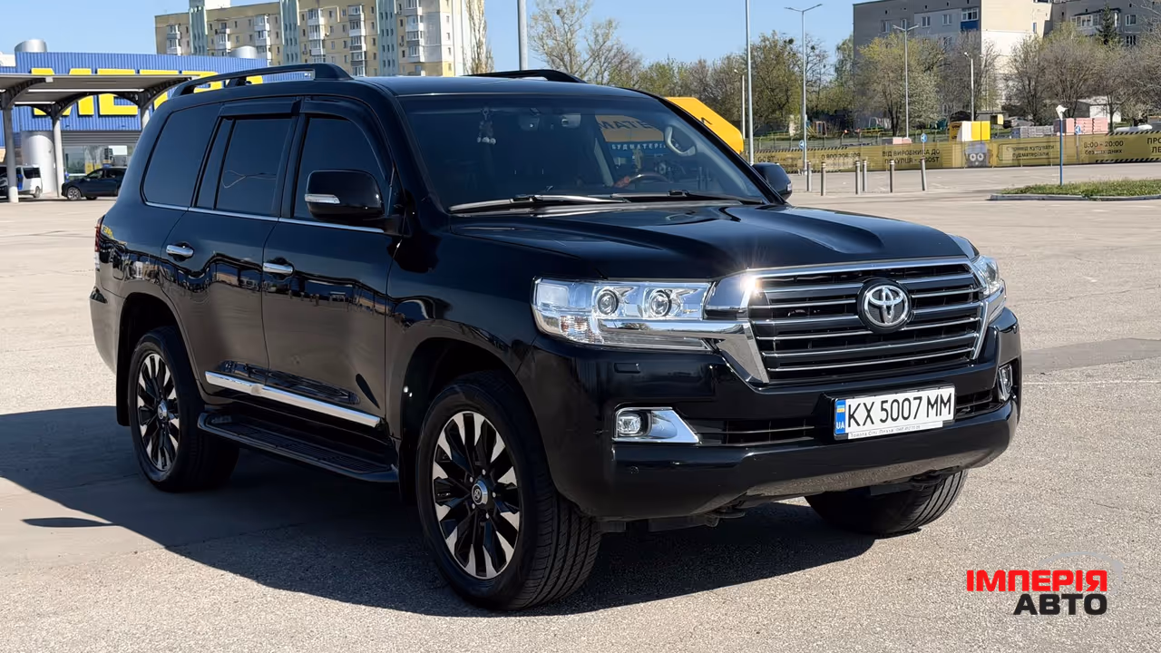Toyota Land Cruiser - фото 1