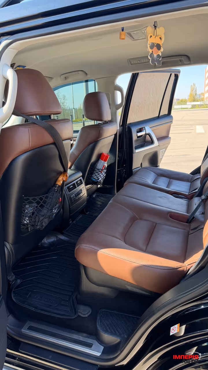Toyota Land Cruiser - фото 7