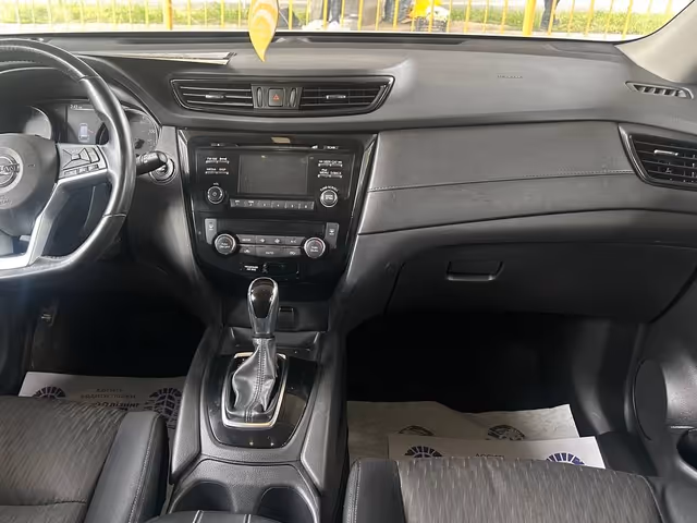 Nissan Rogue - фото 5