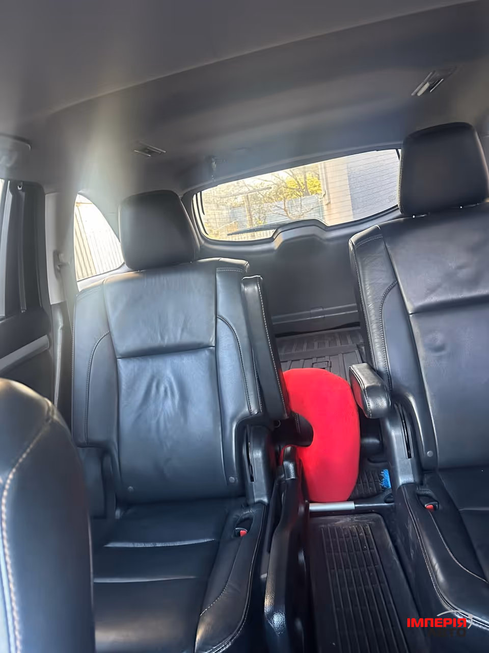 Toyota Highlander - фото 2