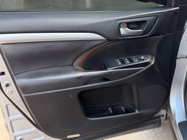 Toyota Highlander - фото 5