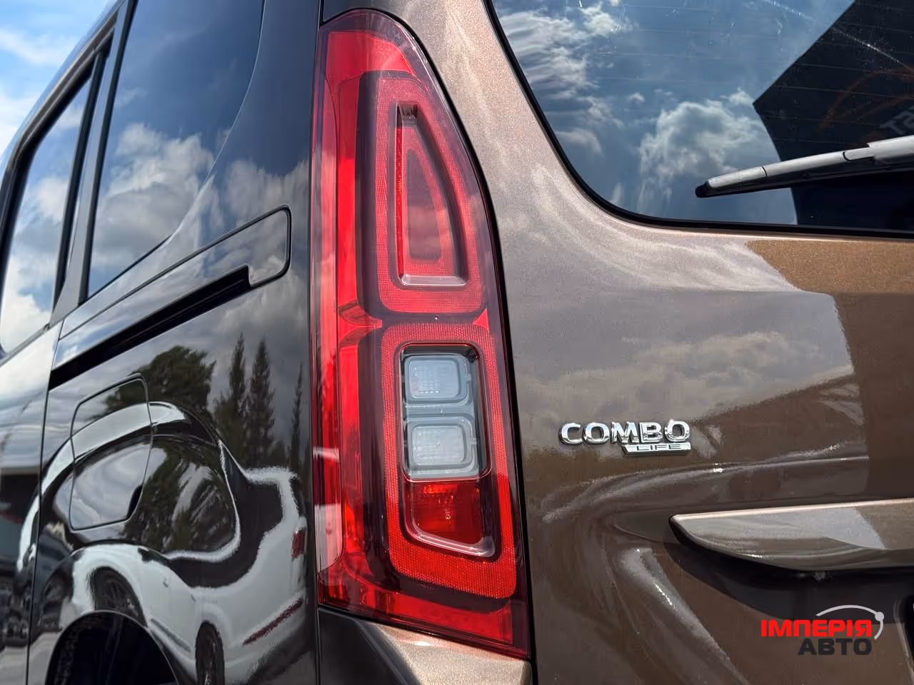 Opel Combo - фото 19