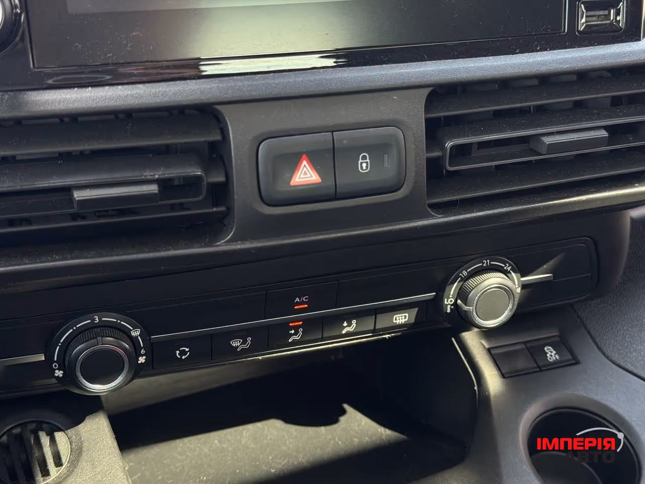 Opel Combo - фото 42
