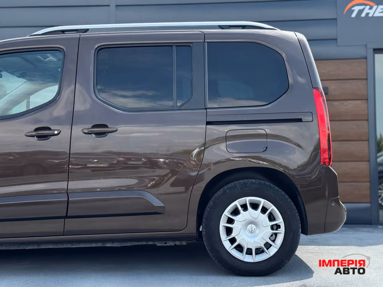 Opel Combo - фото 15