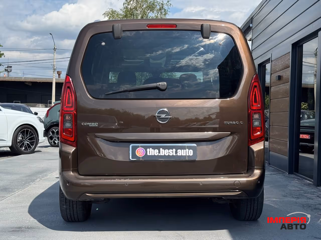 Opel Combo - фото 17