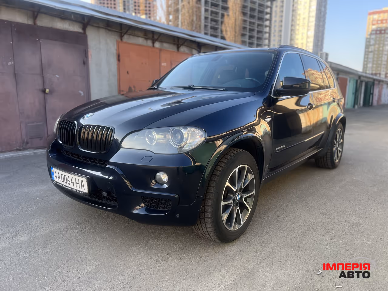 BMW X5 - фото 2