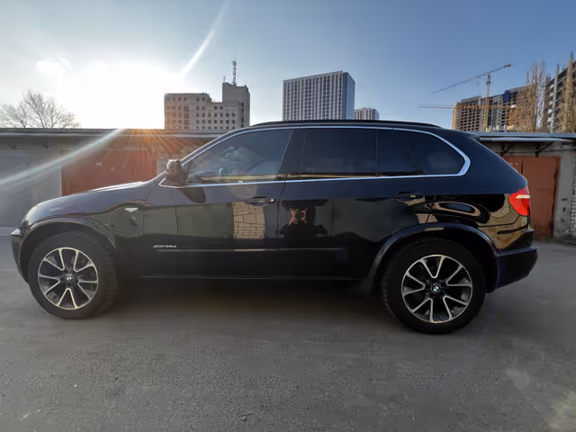 BMW X5 - фото 3