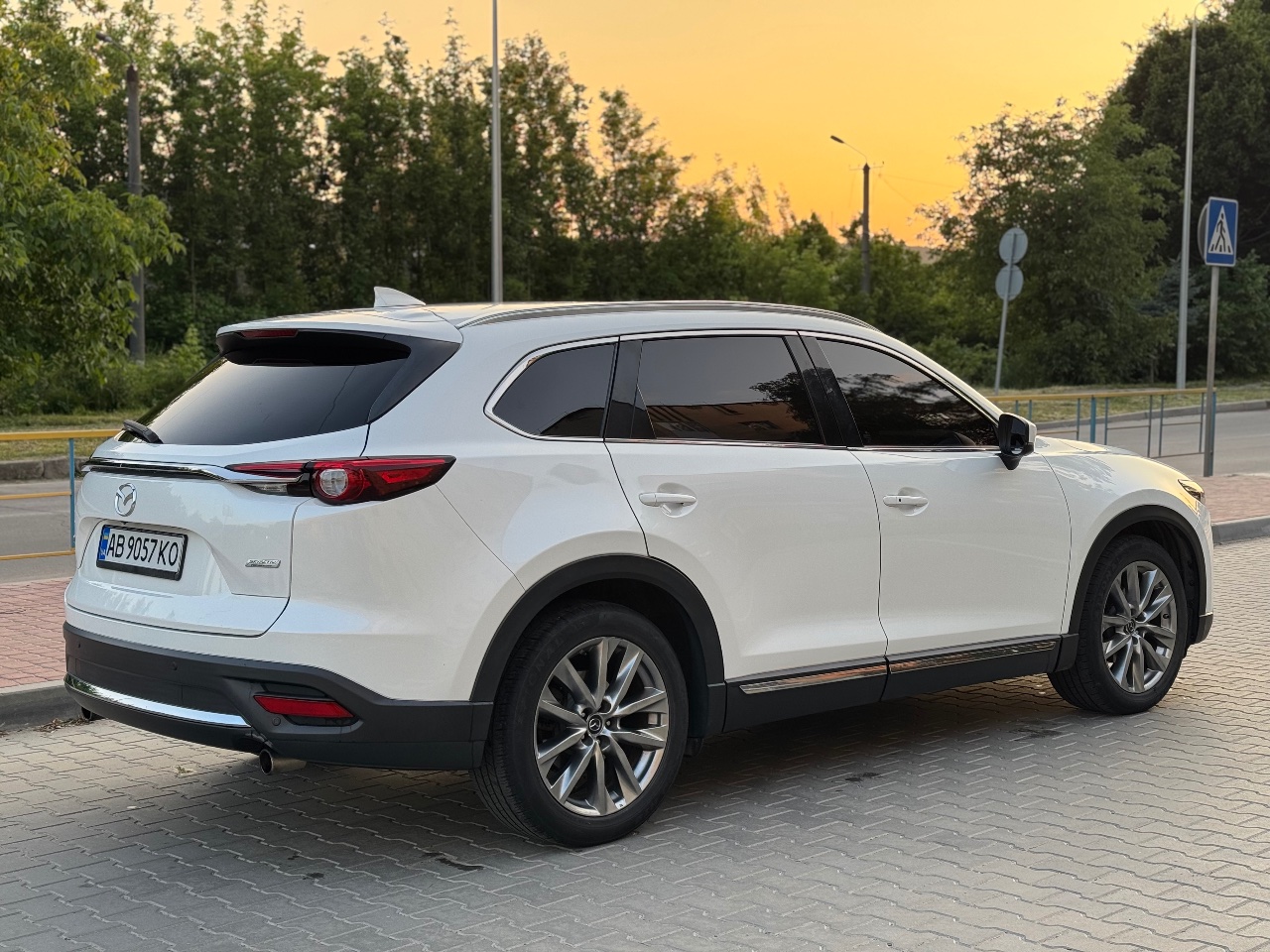 Mazda CX-9 - фото 10