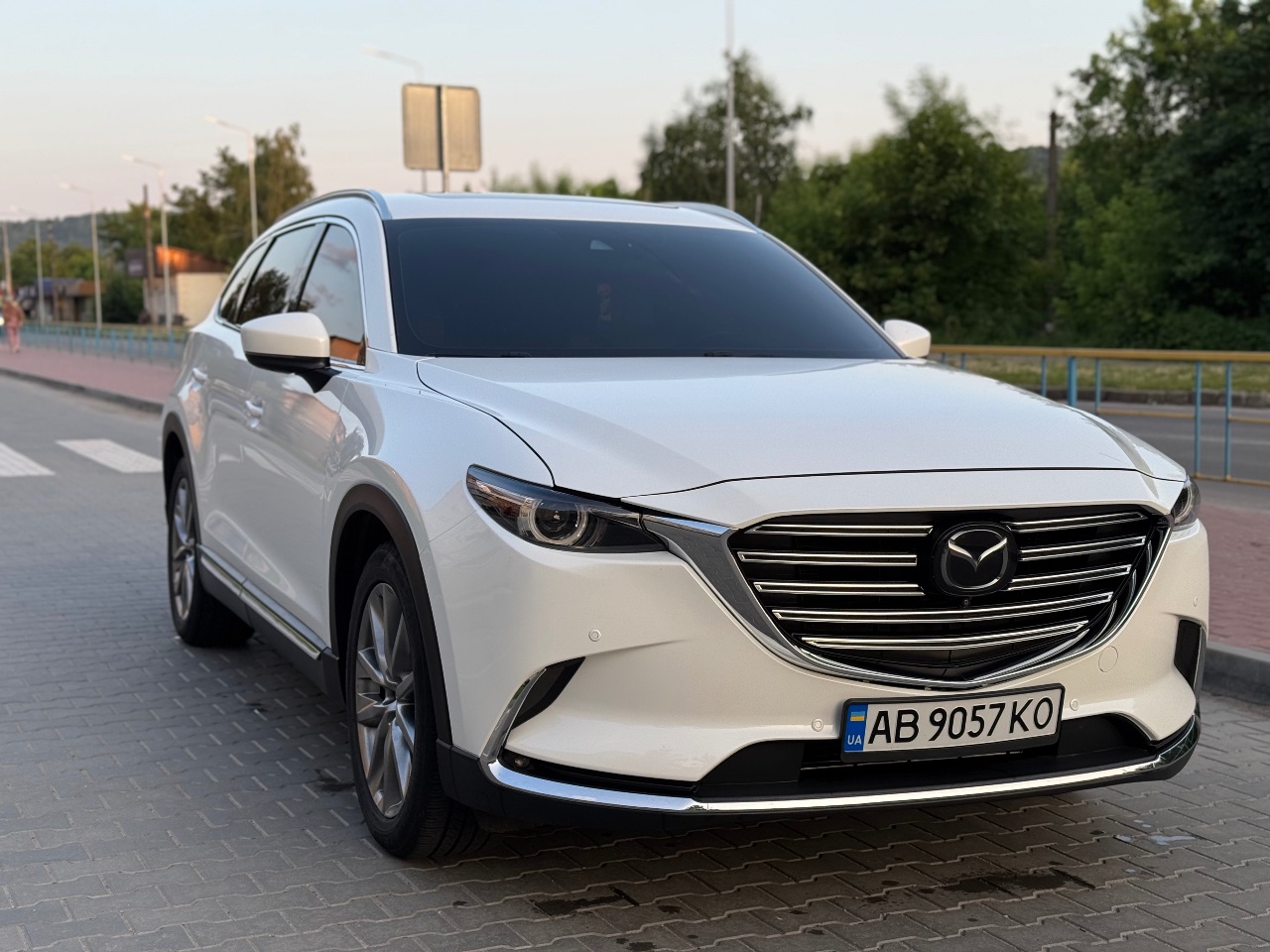 Mazda CX-9 - фото 2