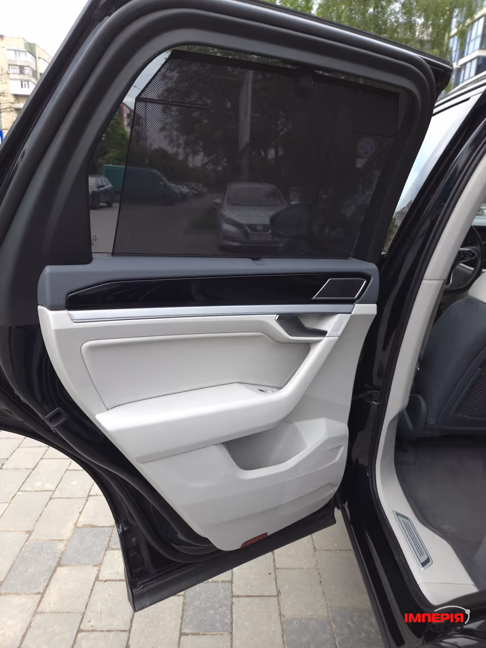 Volkswagen Touareg - фото 12