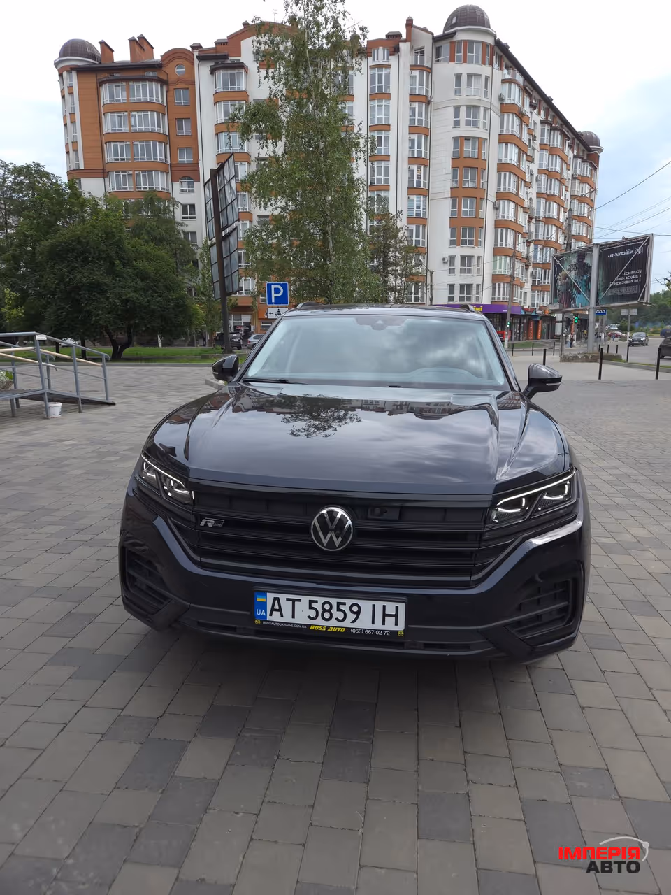 Volkswagen Touareg - фото 3