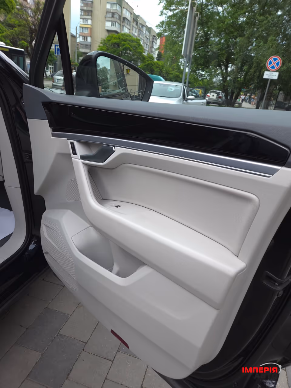 Volkswagen Touareg - фото 10