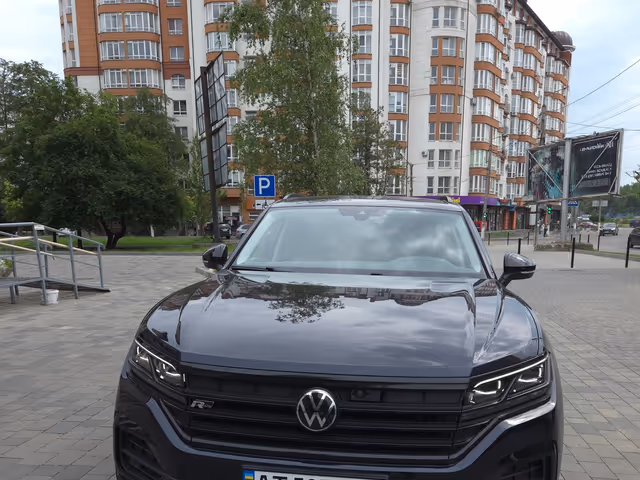 Volkswagen Touareg - фото 3
