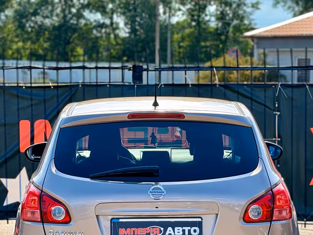 Nissan Qashqai - фото 4
