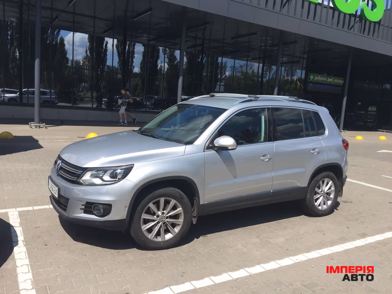 Volkswagen Tiguan - фото 1