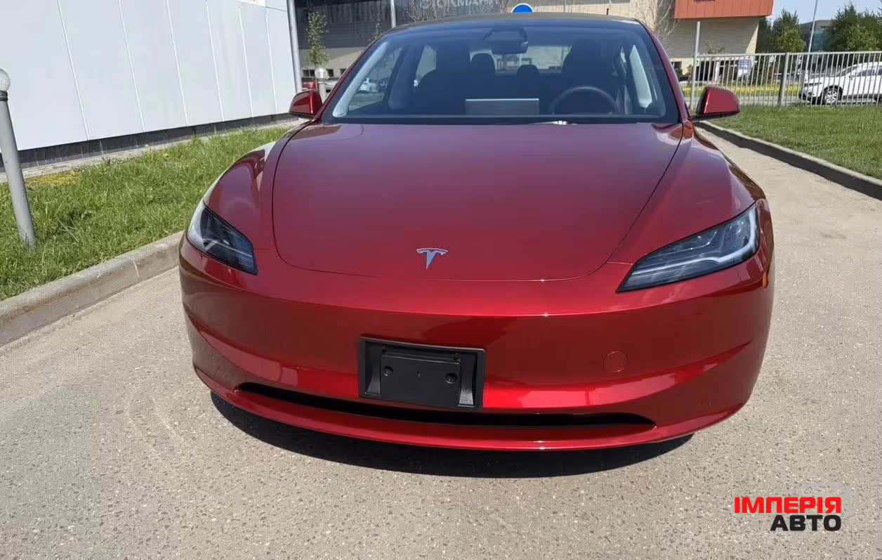 Tesla Model 3 - фото 2