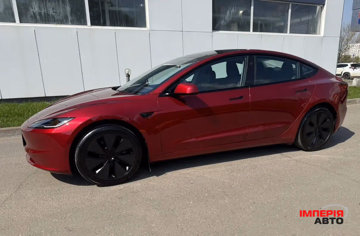 Tesla Model 3 - фото 3