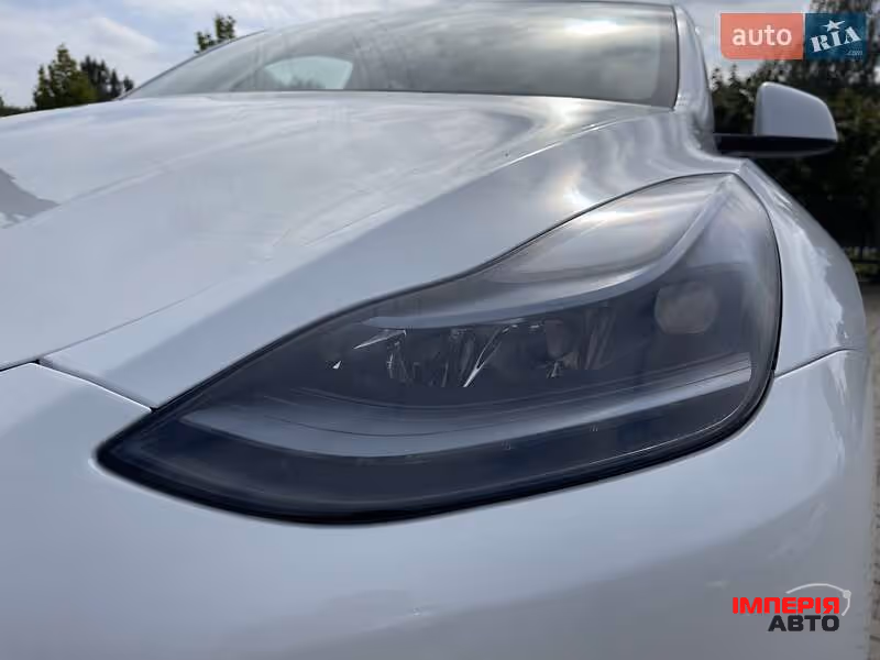Tesla Model Y - фото 19