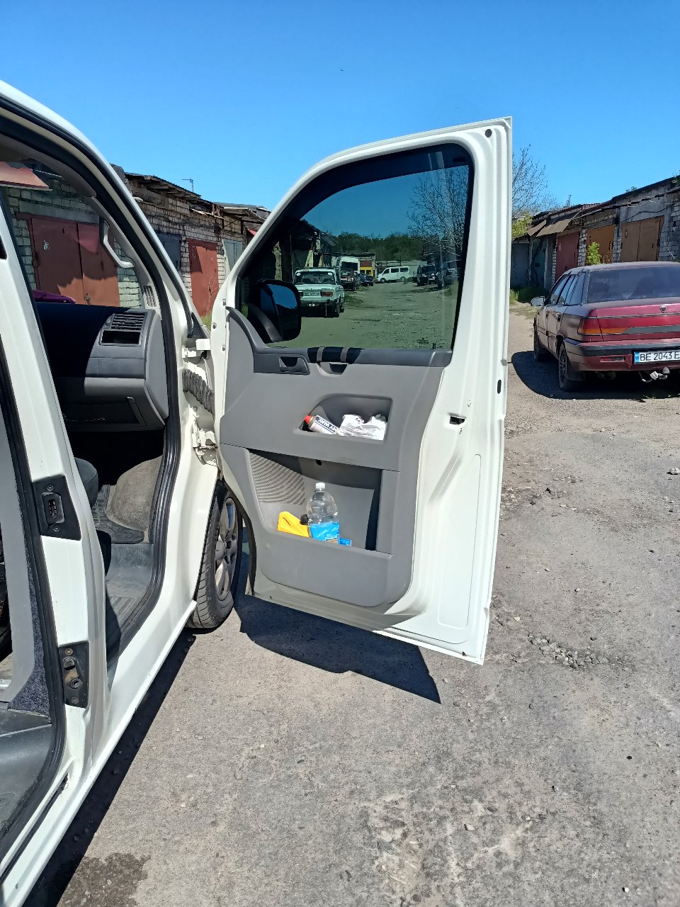 Volkswagen Transporter - фото 18