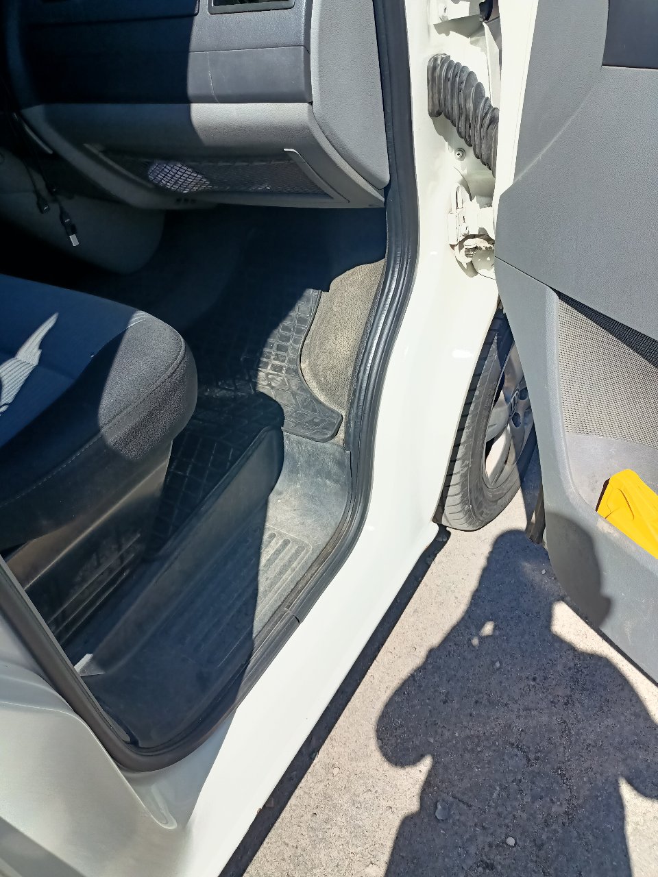 Volkswagen Transporter - фото 3