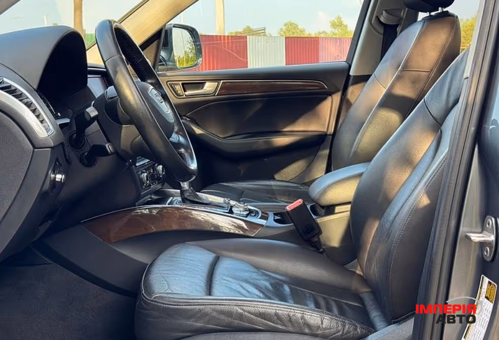 Audi Q5 - фото 8
