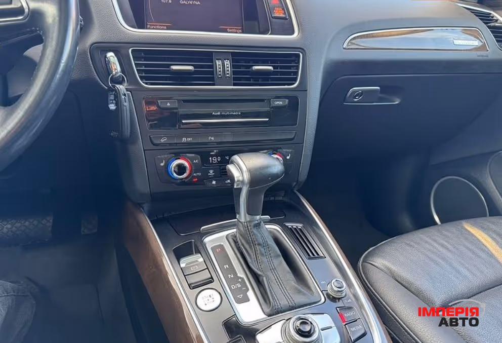 Audi Q5 - фото 10
