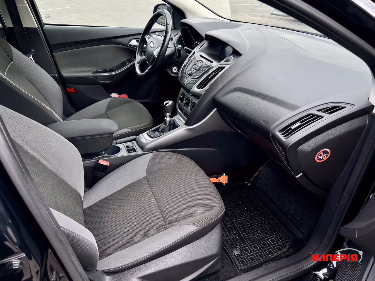 Ford Focus - фото 14