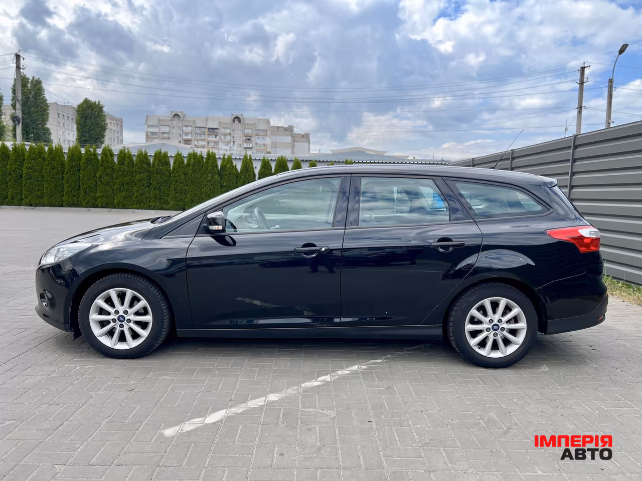 Ford Focus - фото 7