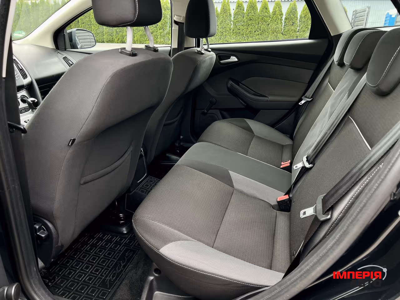 Ford Focus - фото 16