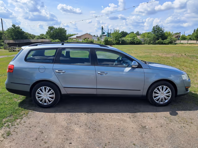 Volkswagen Passat - фото 2