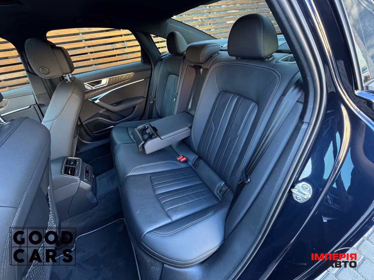 Audi A6 - фото 30