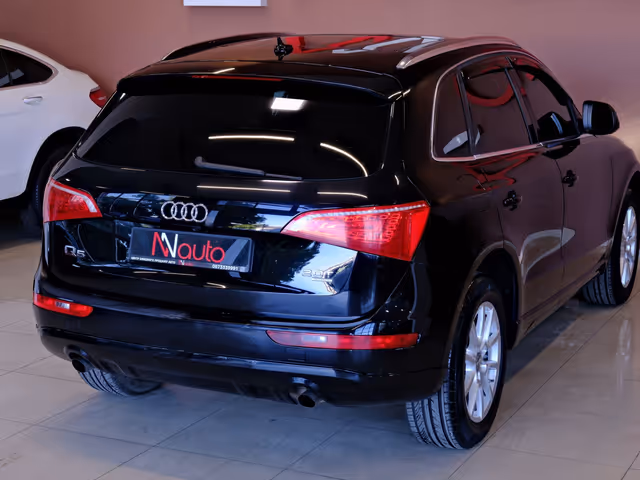 Audi Q5 - фото 5