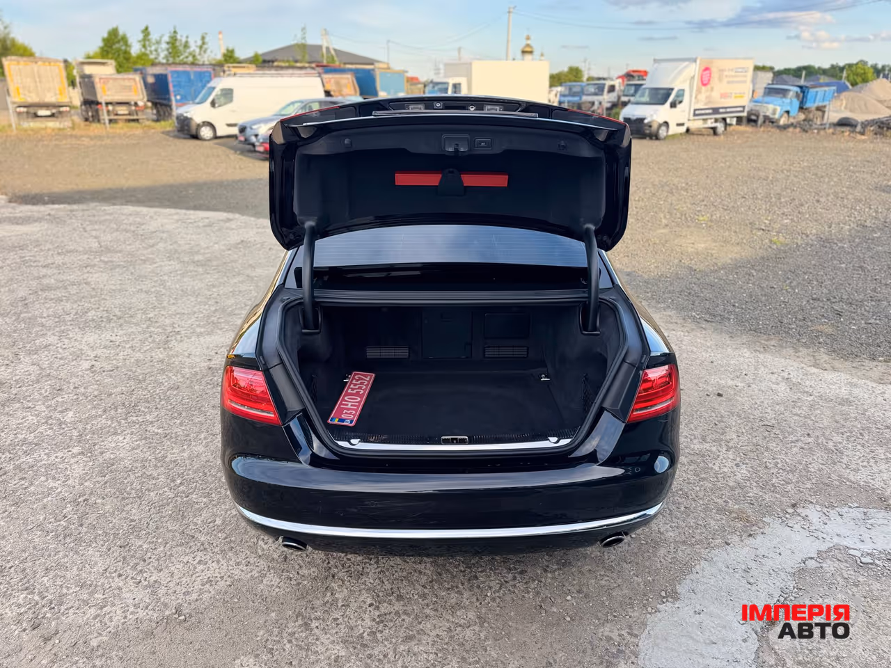 Audi A8 - фото 9