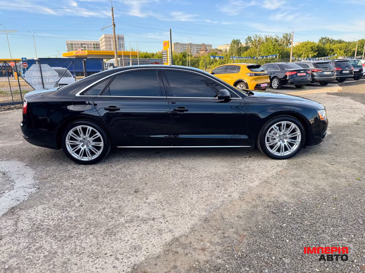 Audi A8 - фото 5