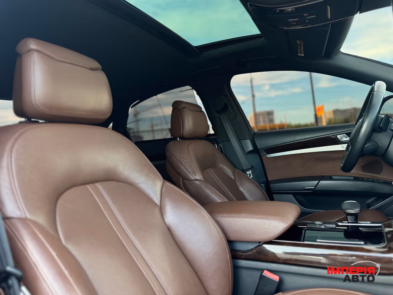 Audi A8 - фото 39
