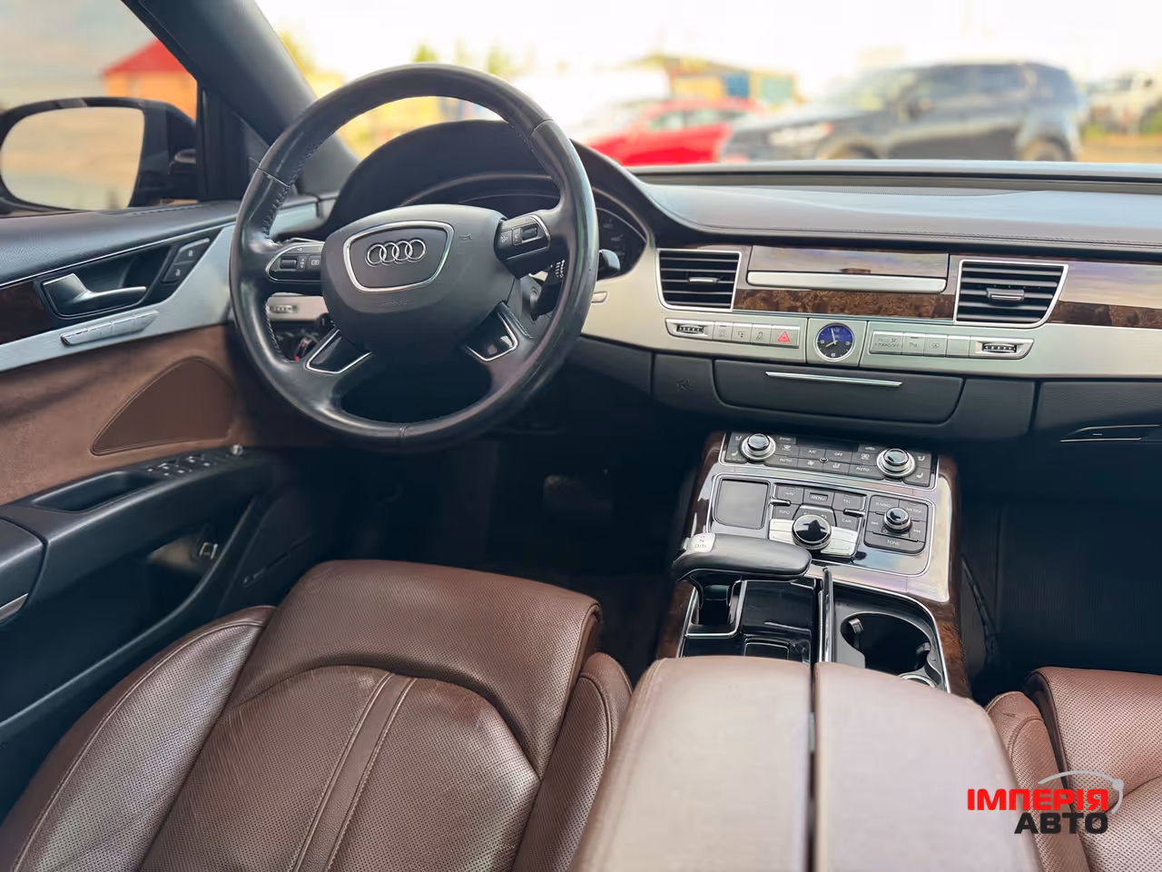 Audi A8 - фото 33
