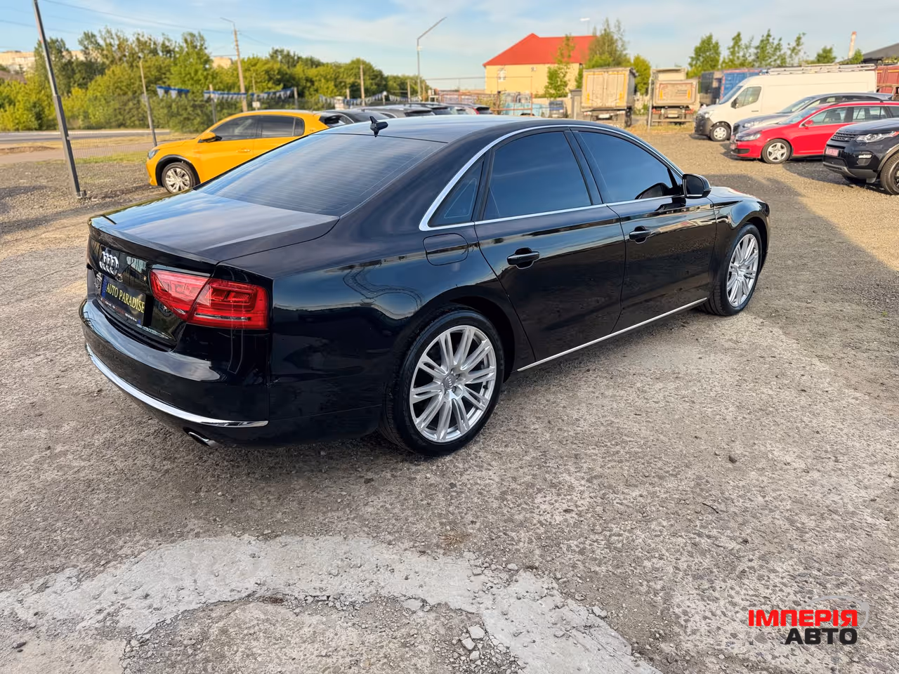 Audi A8 - фото 6