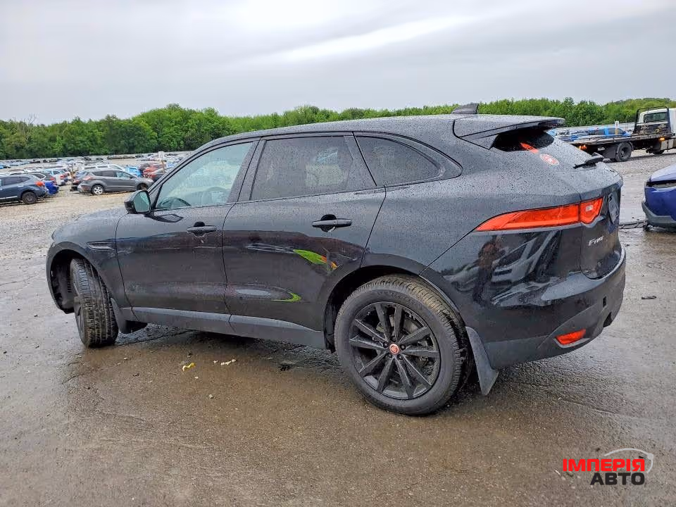 Jaguar F-Pace - фото 3