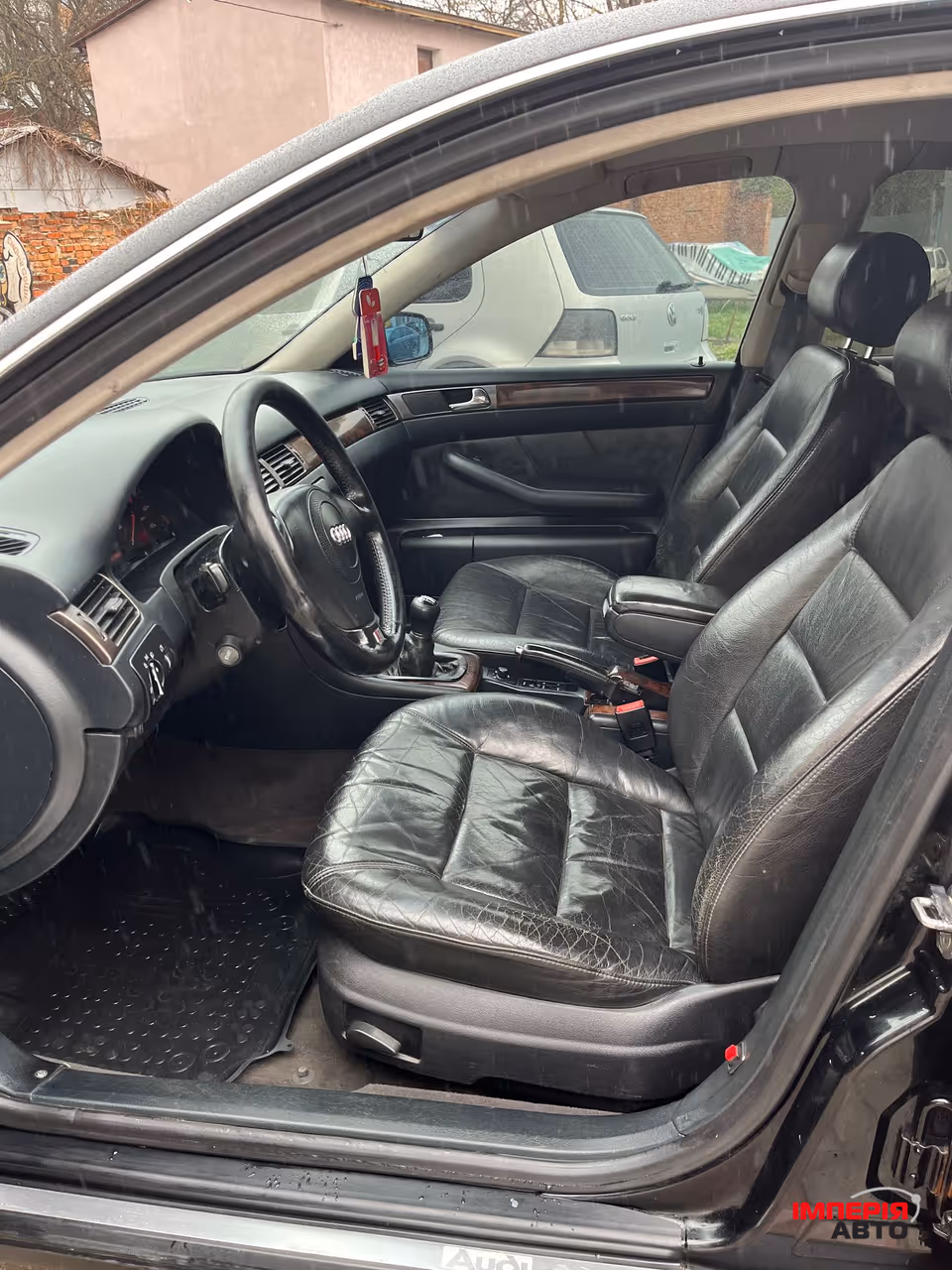Audi A6 - фото 8