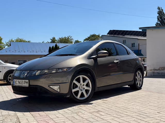 Honda Civic - фото 1