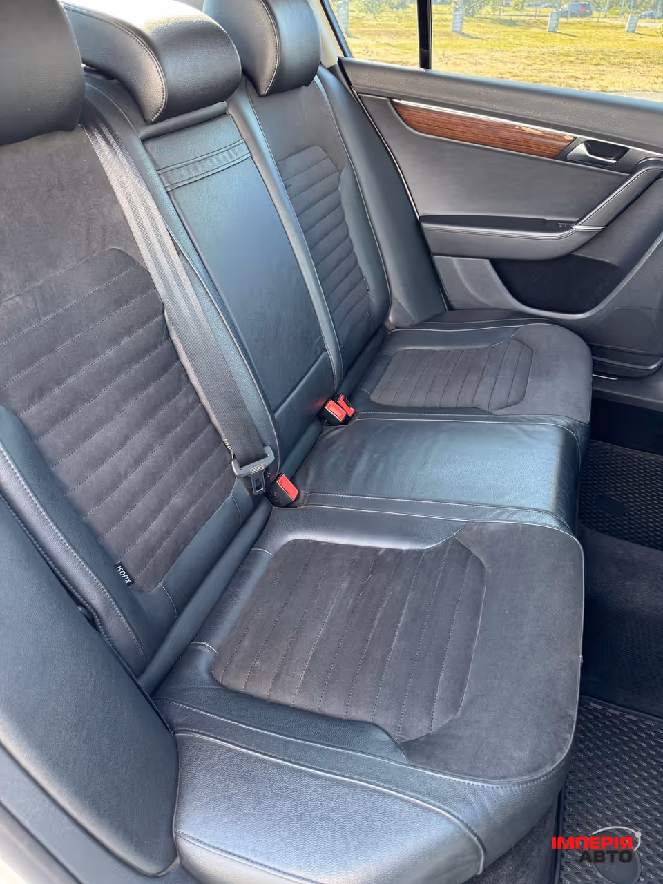 Volkswagen Passat - фото 23