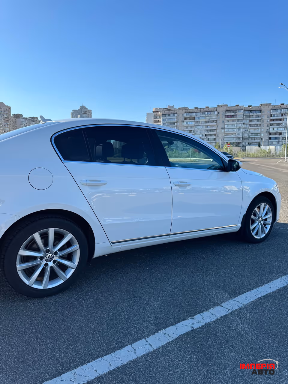 Volkswagen Passat - фото 7